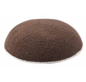 Knit Yarmulka DMC - Brown With Colored Rim - 18 Cm