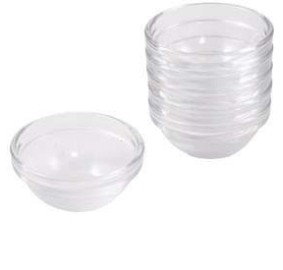 Set Of Six Round Plastic Seder Plate Liners