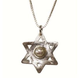 Star Of David Pendant W/ Pearl